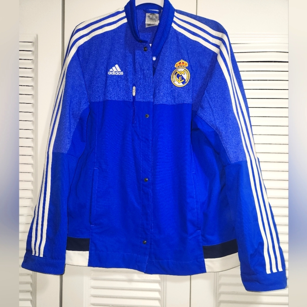 Rare Adidas Real Madrid jacket. Size youth xl(15/16)
